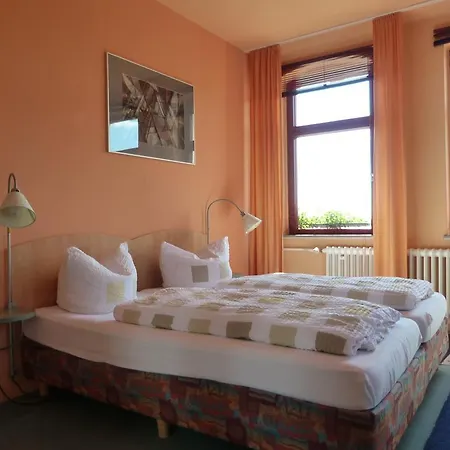 Waldhaus Garni Мини-отель 3*