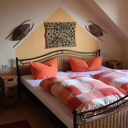 Waldhaus Garni Мини-отель Colditz