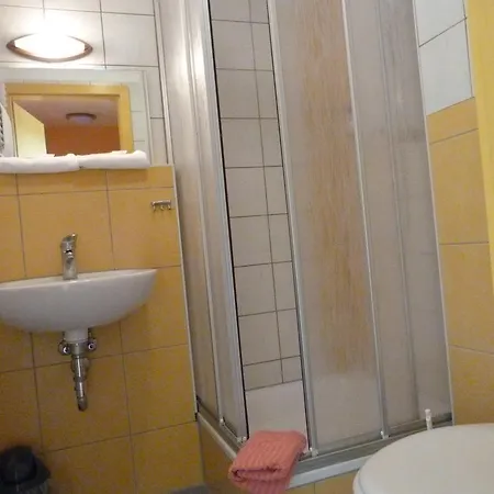 Waldhaus Garni Мини-отель Colditz